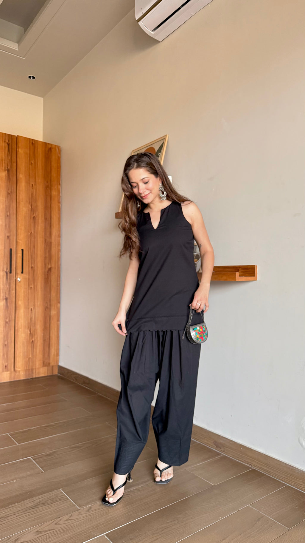 Kaala Noor Farshi Salwar Set