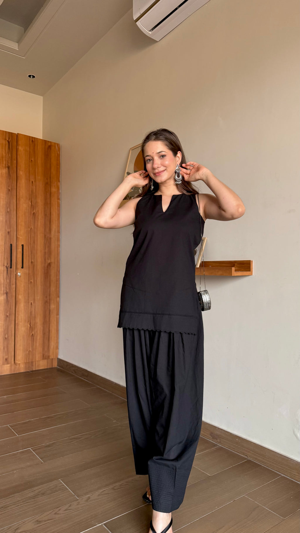 Kaala Noor Farshi Salwar Set