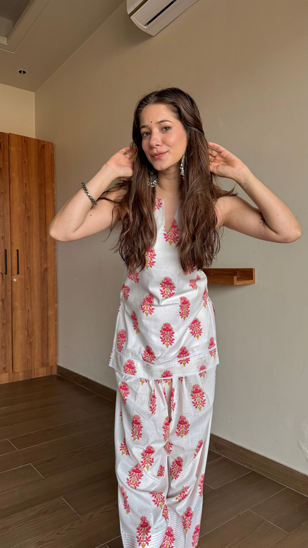 Ivory Gulab Farshi Salwar Set